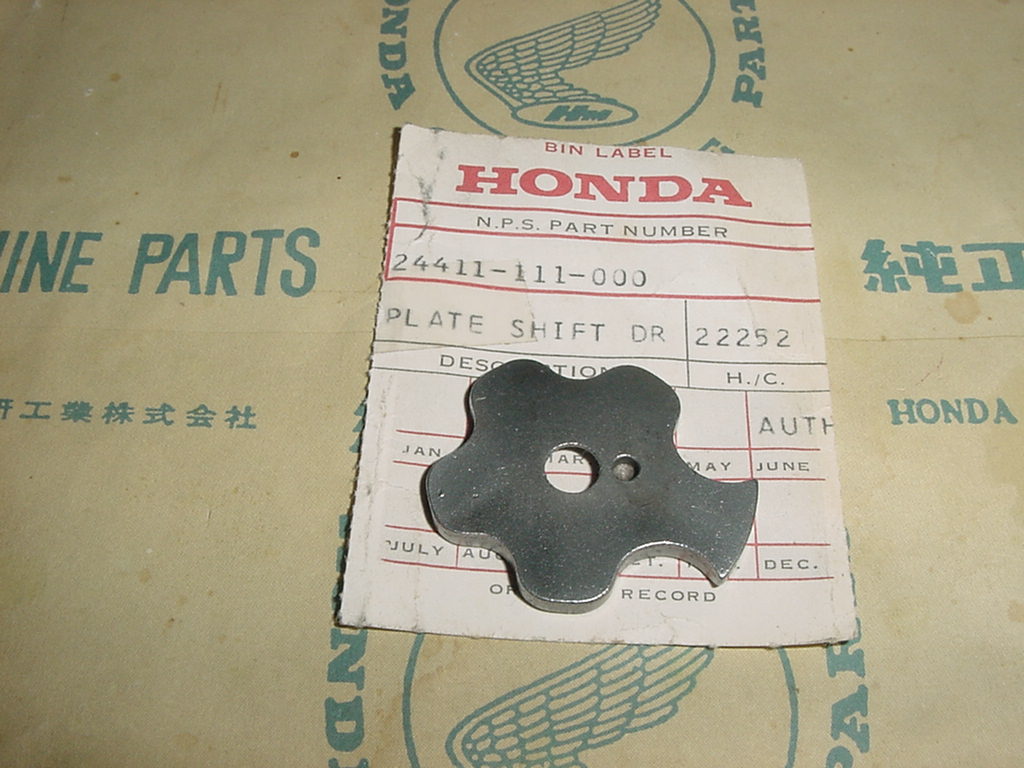 Plate, gearshift drum stopper