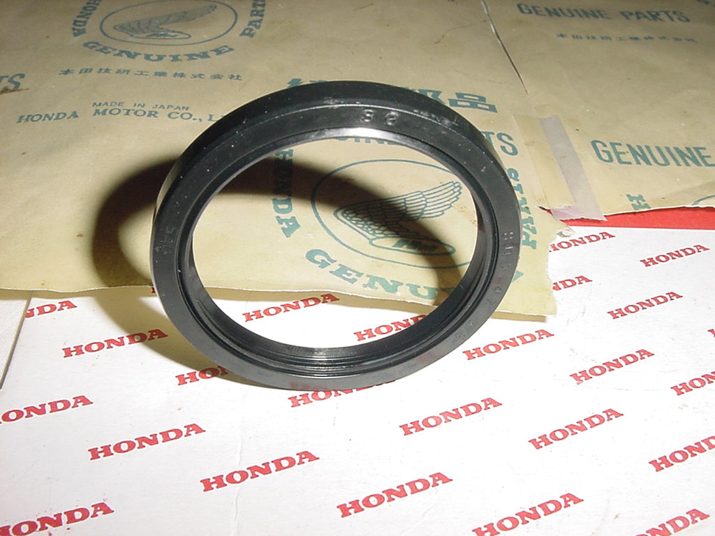 Oil seal, 47x58x7